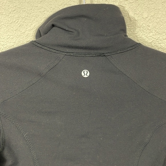 Lululemon Nice Asana Jacket Black Pow Stripe Split Pea Full Zip Thumb Holes - Picture 11 of 14